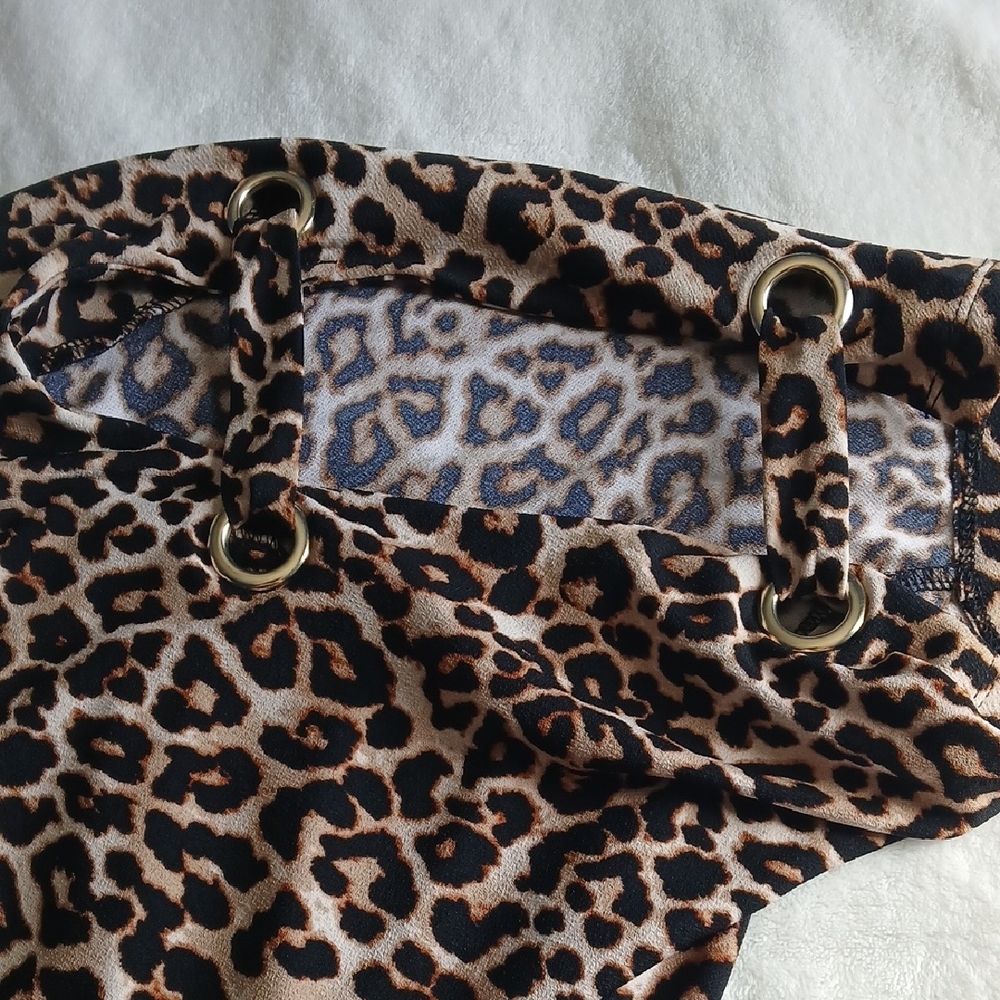 BOLD elements Animal Print Cold Shoulder Blouse - Picture 5 of 7
